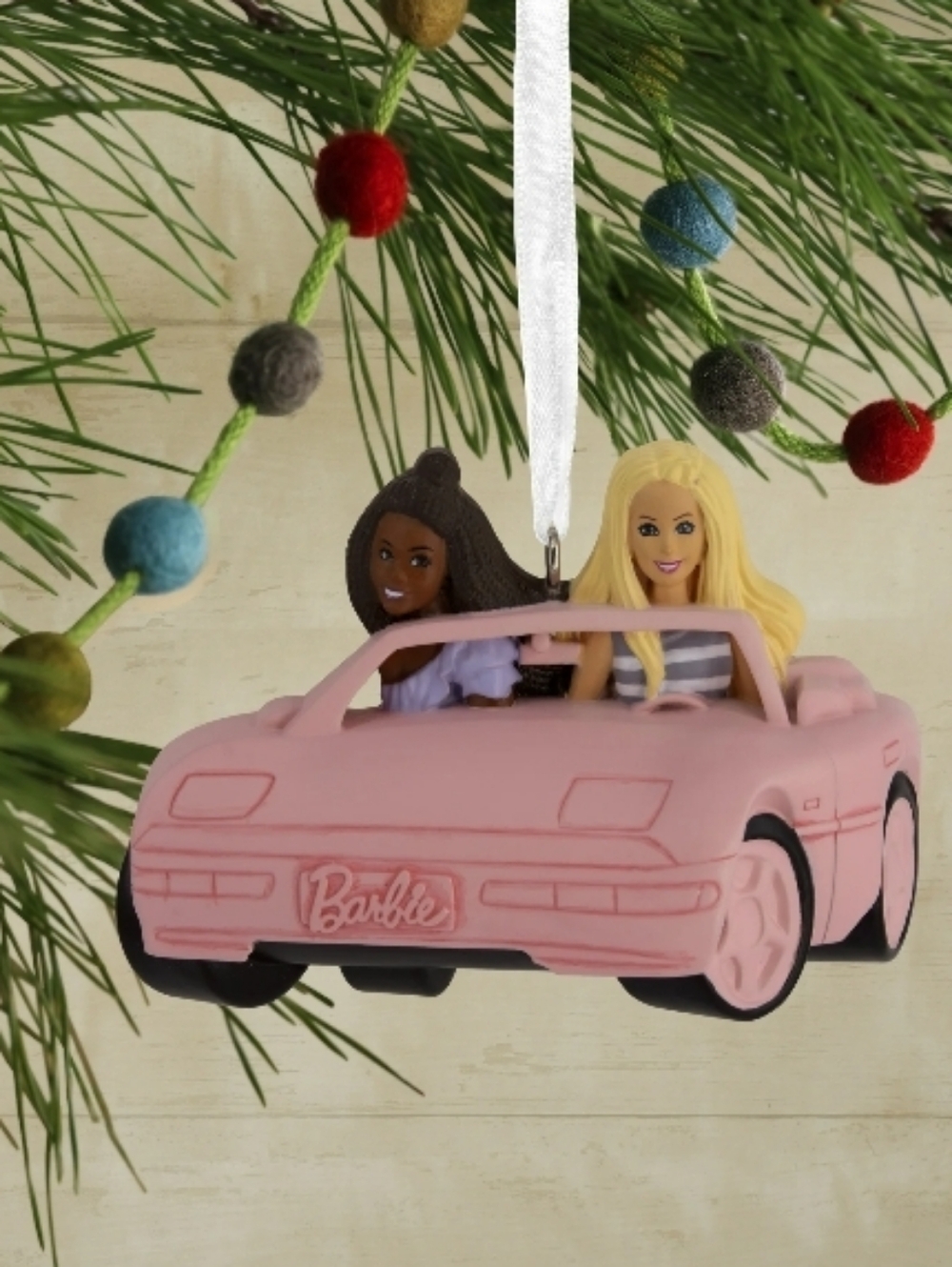 🌴♡Hallmark Barbie Pink Convertible Ornament with Two Dolls